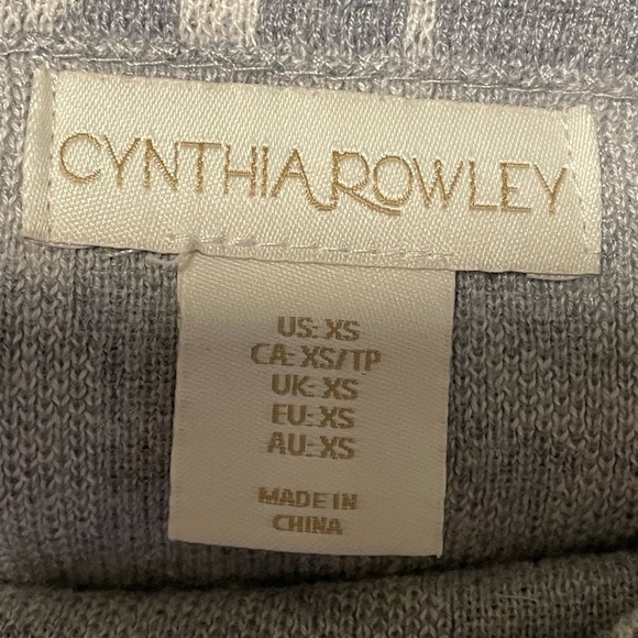 CYNTHIA ROWLEY Paisley Mock Neck Short Sleeve Sweater - Picture 2 of 4